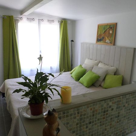 Chambre D'Hote - Mas Le Barret Arlés Exterior foto
