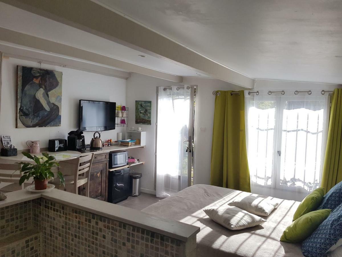 Chambre D'Hote - Mas Le Barret Arlés Exterior foto